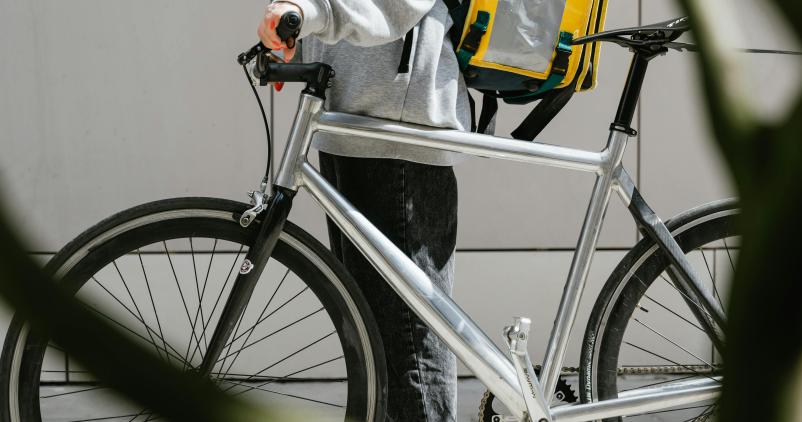 livreur à vélo