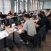 salle de réunion avec présence d'une dizaine de personnes